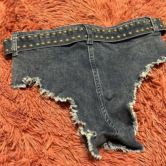 Shorts set - Picture 5 of 7